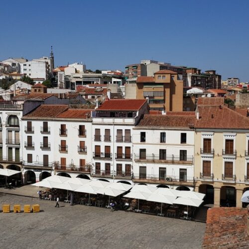 En marcha las ayudas europeas para rehabilitar viviendas en Extremadura