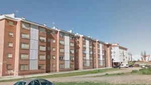Lee más sobre el artículo La Junta pondrá a disposición del alquiler social 40 viviendas en Badajoz tras realizar su rehabilitación energética
